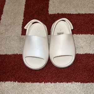 Baby Yeezy Slides